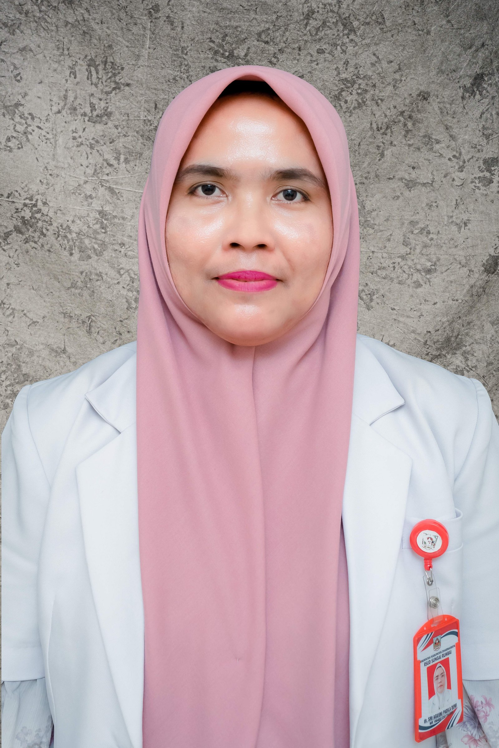 dr. Sri Agusni Padila Dewi 